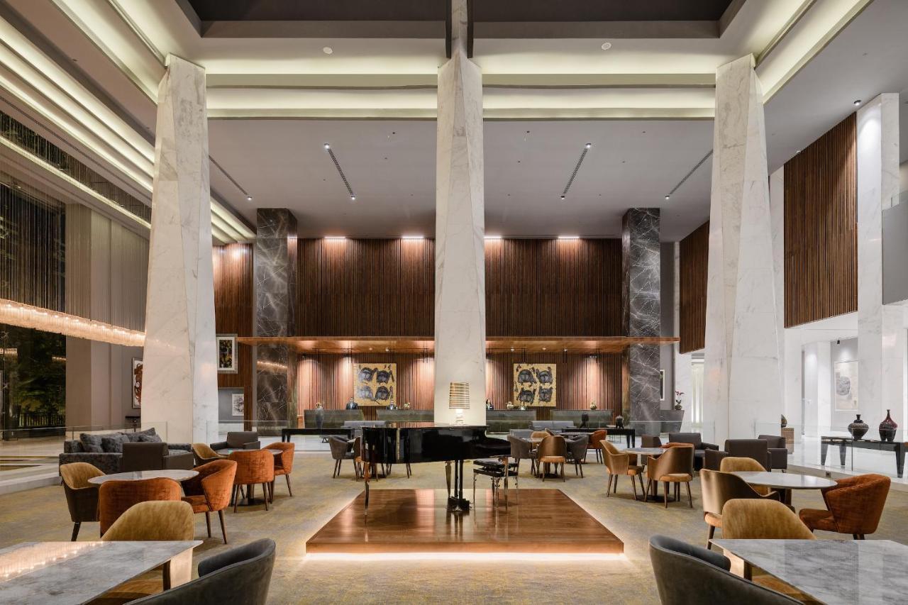 Dusit Thani Lakeview El Cairo