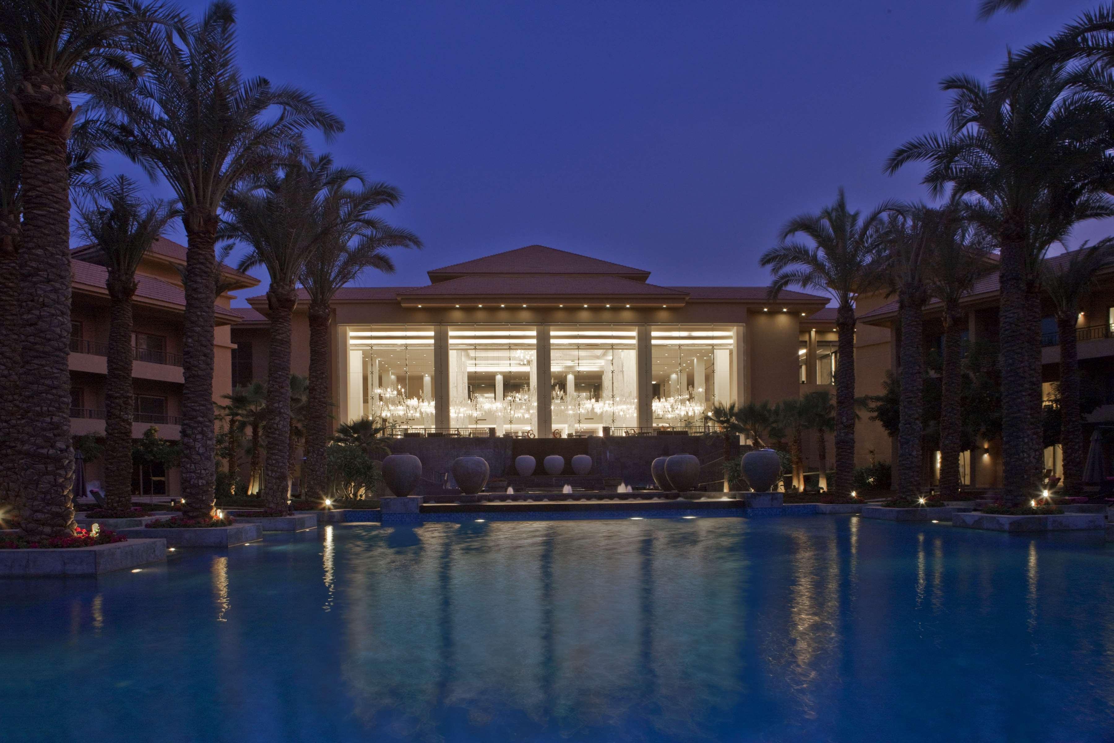 Dusit Thani Lakeview Kairó